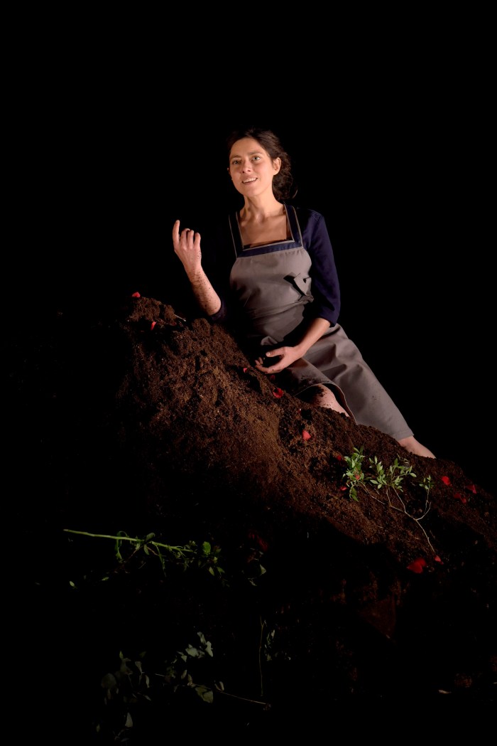 SONNETS William Shakespeare / John Dowland Mise en scene Louise Moaty Conception musicale Thomas Dunford avec : Louise Moaty comedienne Maison de la Culture Amiens le 3 decembre 2016 © Pascal Gly